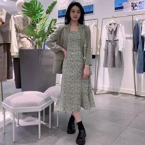 诗凡黎碎花连衣裙女春别致吊带裙3E3390201