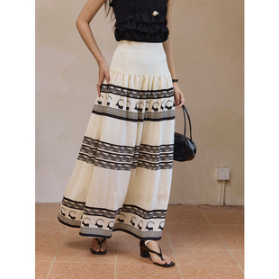 谜秀波西米亚民族风米白色印花半身裙夏季 a字大摆长裙MXE36B0755