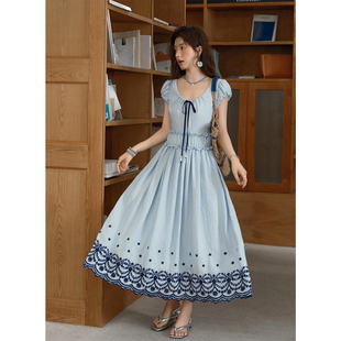 谜秀波西米亚风刺绣连衣裙女2025夏季 蓝色长裙子女MXE36L2244