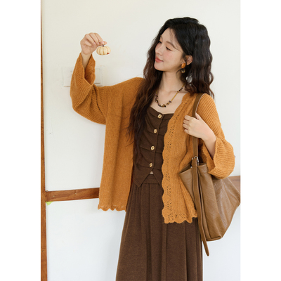 谜秀针织开衫女2025秋季南瓜色设计宽松慵懒风毛衣外套MXE46Z2505