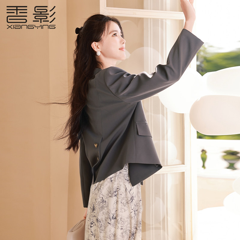 香影小西装外套女2025秋季新款高级感小个子垂感灰色廓形短款西服