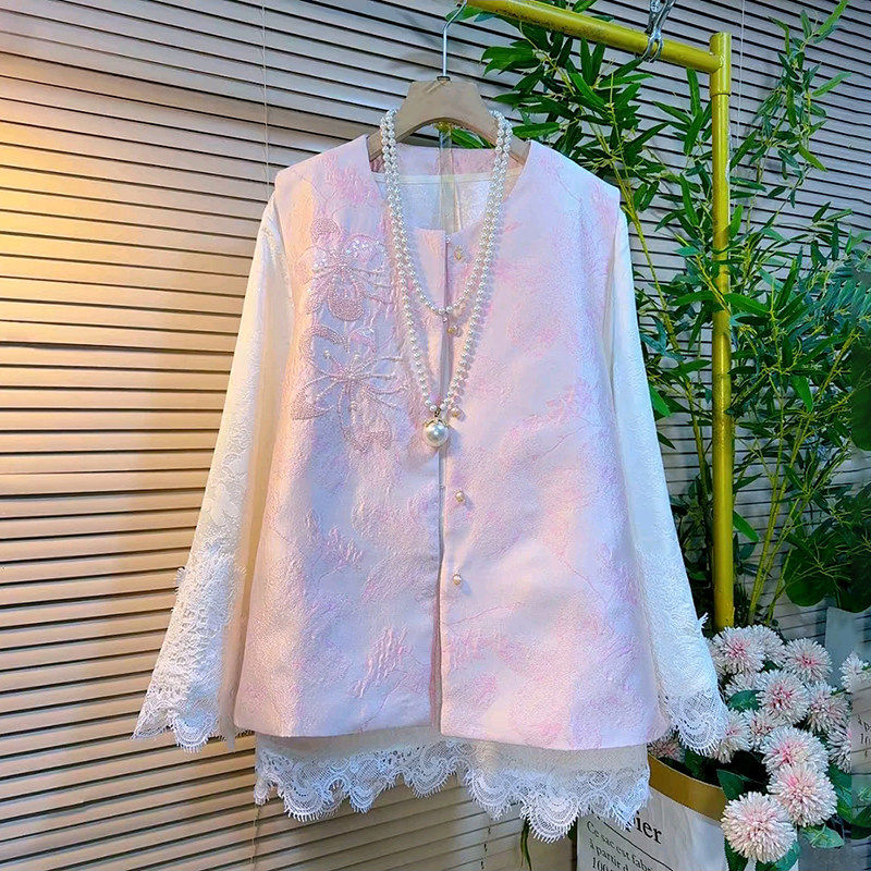 胖妹妹大码女装春季2026新款新中式提花钉珠马甲搭配蕾丝边打底衫