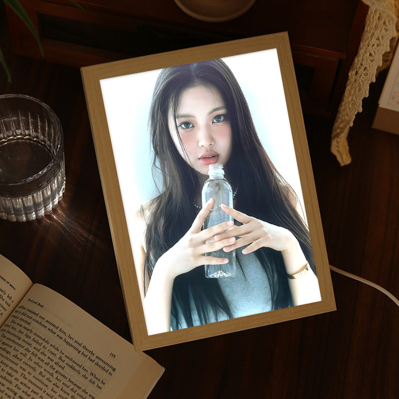 njz李惠仁周边灯光画电竞房间送朋友女生生日礼物女神明星小夜灯图片