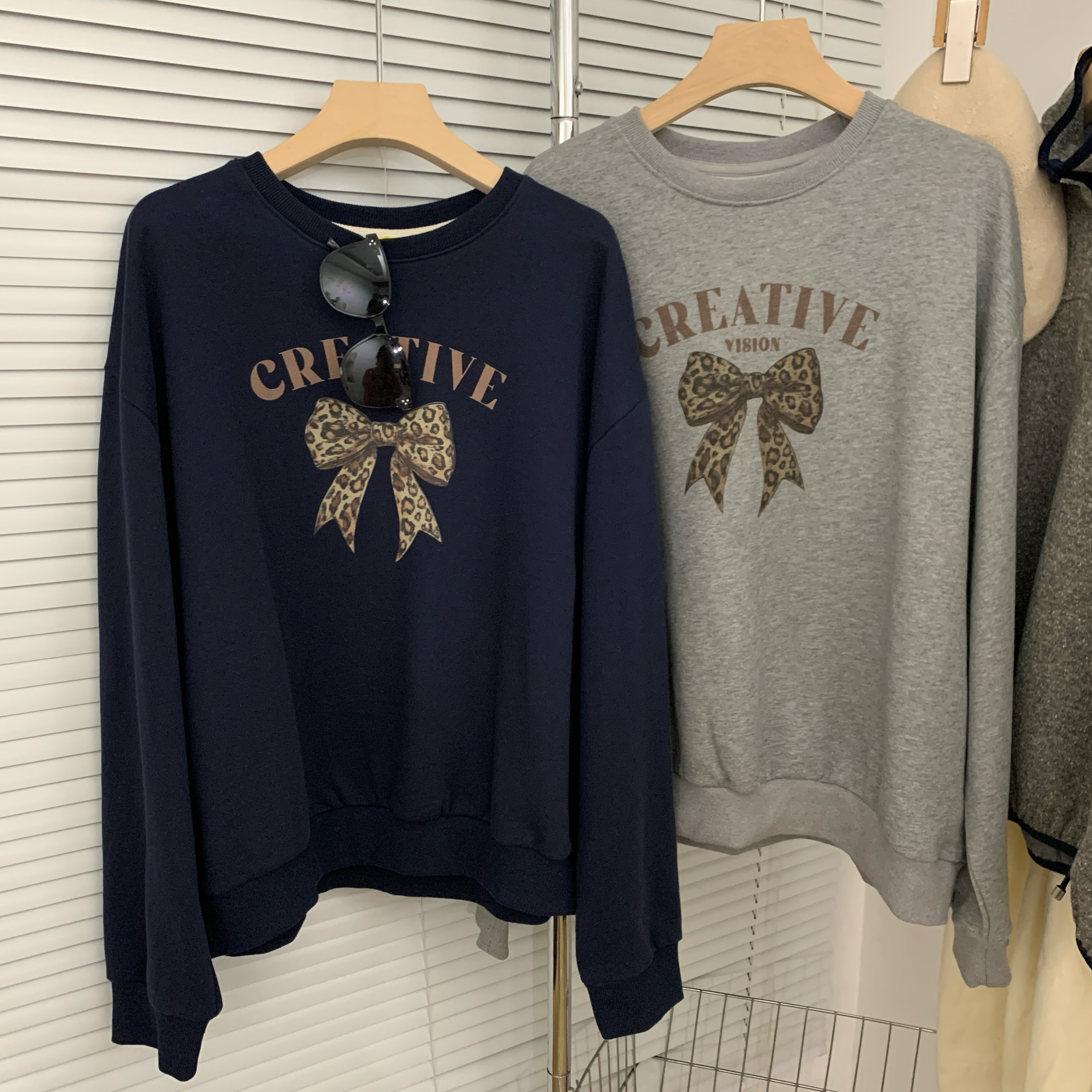 正品7米家fromseven韩国sevenmeter蝴蝶结图案通勤卫衣宽松82470