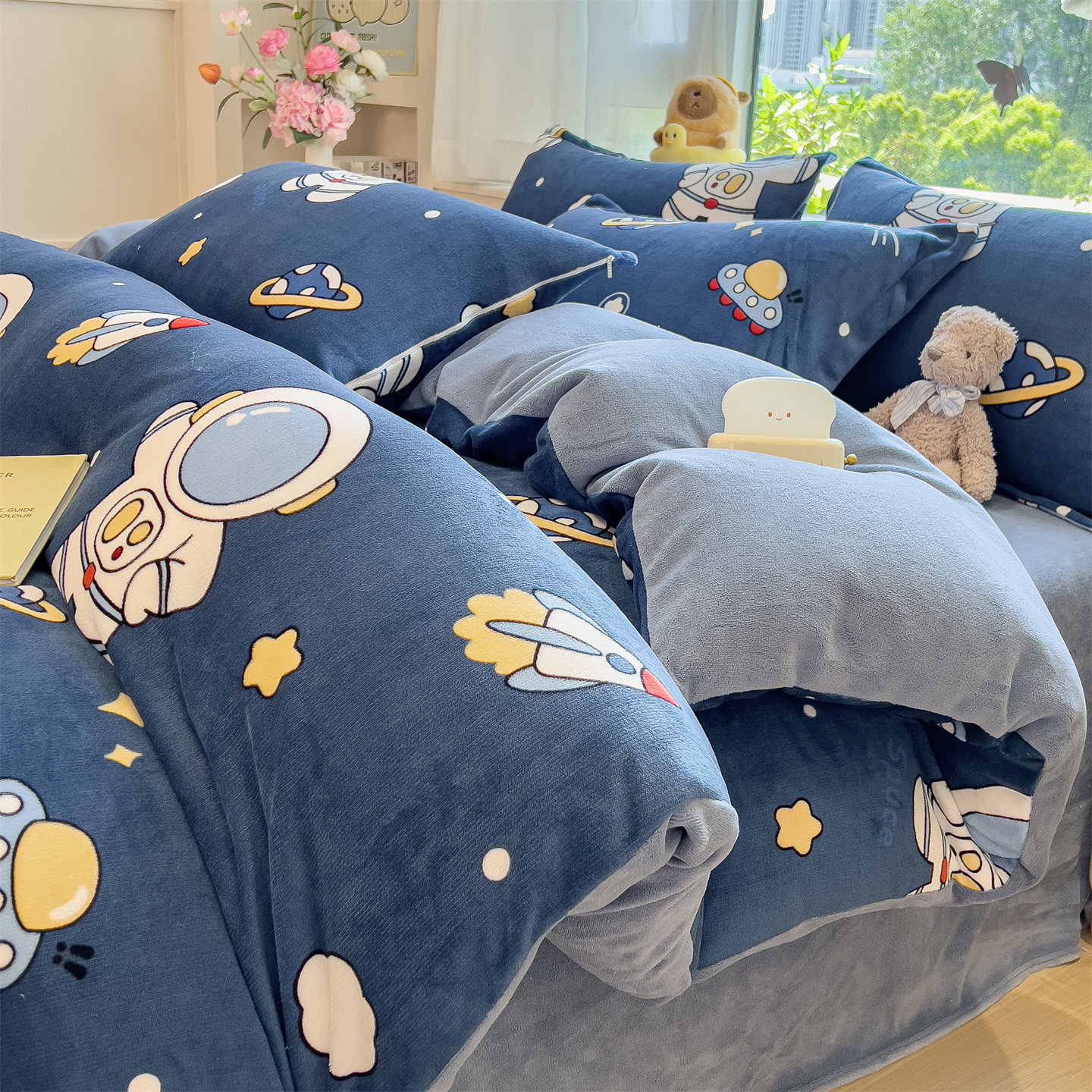 冬季加绒加厚牛奶绒卡通四件套双面珊瑚绒被套学生宿舍床单三件套