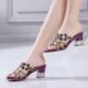 女欧美风镂空镶钻水晶中跟鱼嘴鞋 真羊皮凉拖鞋 女粗跟中跟水钻凉鞋