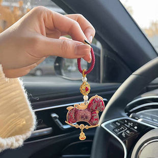 2026马年车载挂件diy手工饰品汽车后视镜吊坠新款女士高级感挂绳