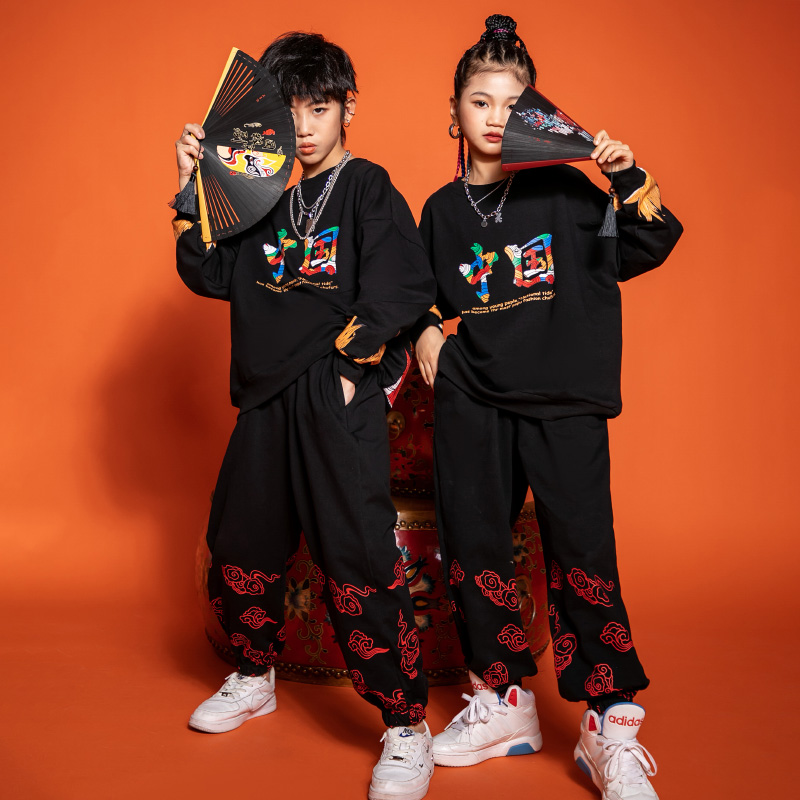 国潮嘻哈儿童套装舞蹈表演服