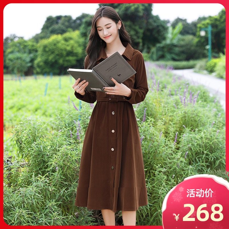 2022新款秋冬裙子高级感长裙复古中长款淑女气质翻领灯芯绒连衣裙