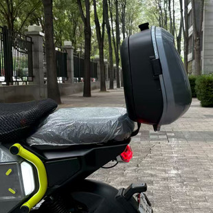 小牛电动车U3/Umax/U3max/Umax3后备箱大靠背尾箱可放半盔