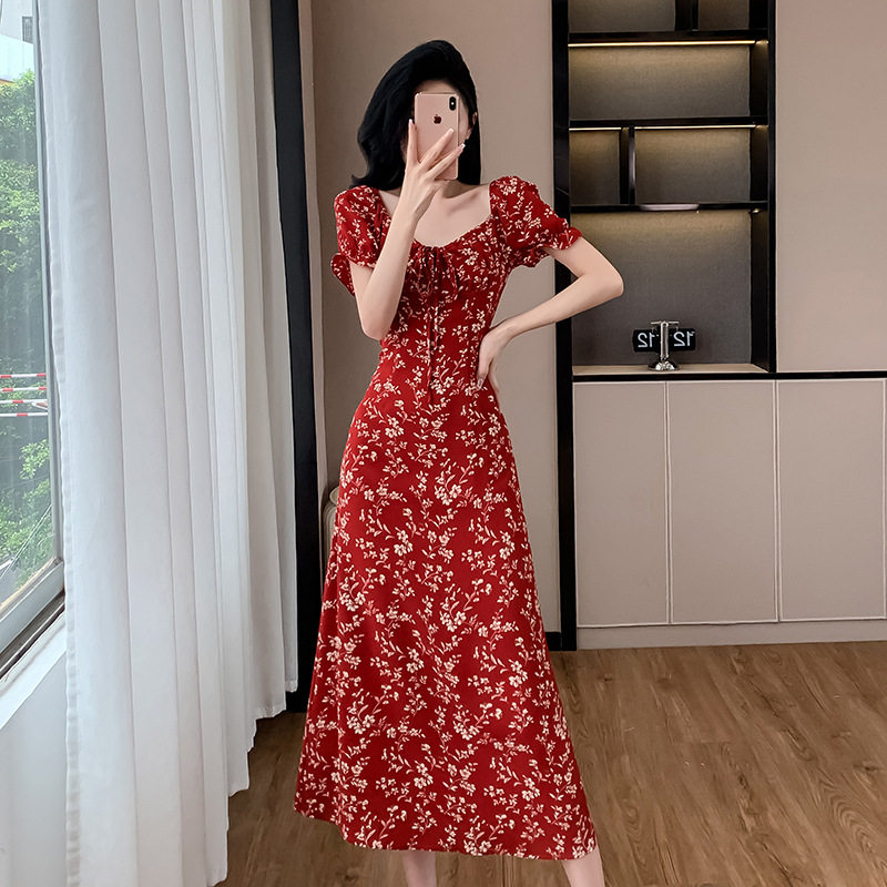 实拍2024夏季新款法式复古雪纺红色碎花连衣裙女修身显瘦短袖长裙