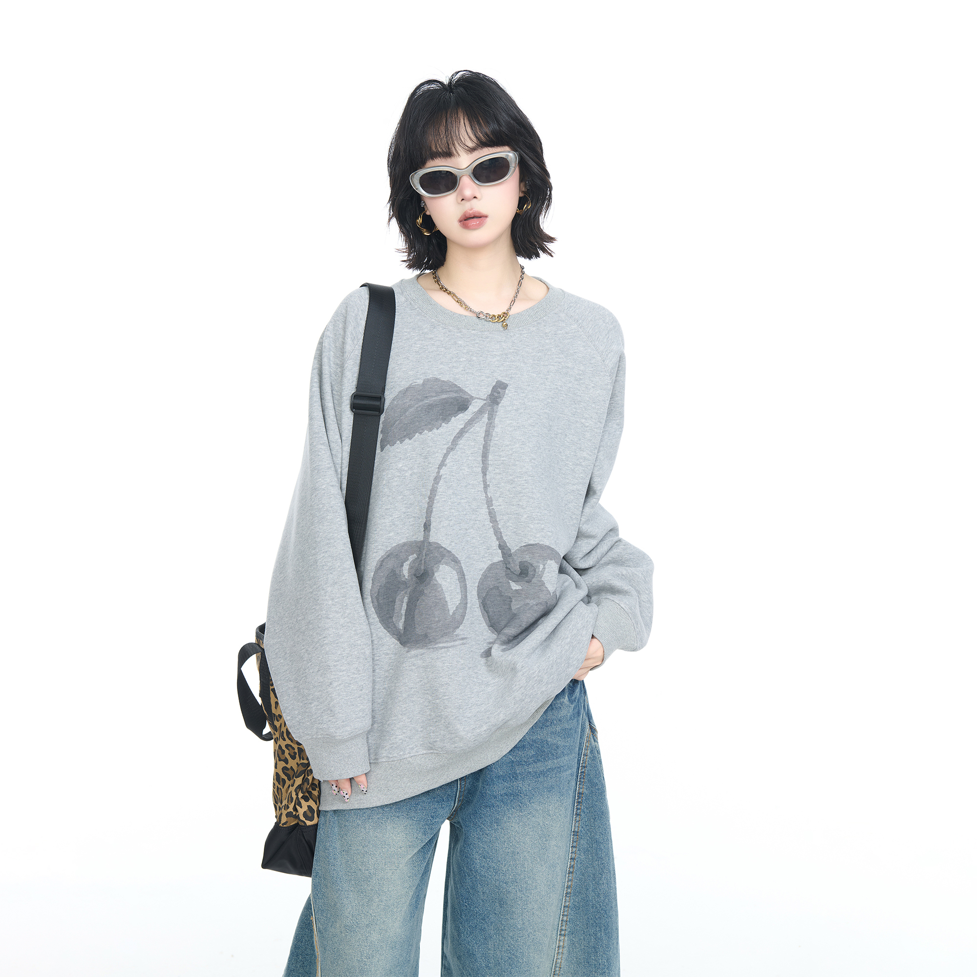 美式高街樱桃印花圆领卫衣女春秋2025新款宽松显瘦情侣套头上衣潮