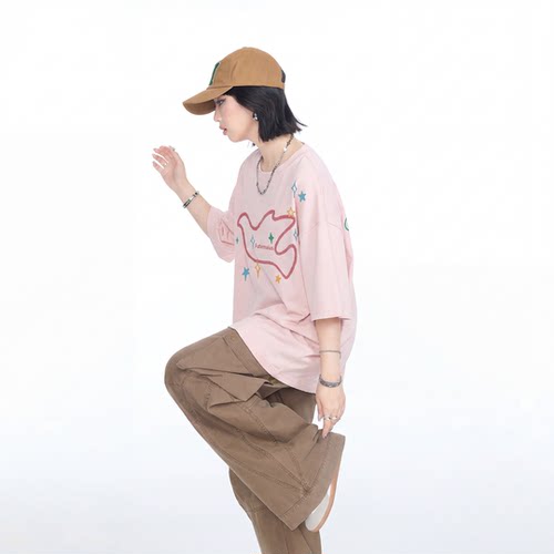 韩系设计感印花t恤女短袖夏季新款复古粉嫩半袖宽松复古百搭上衣