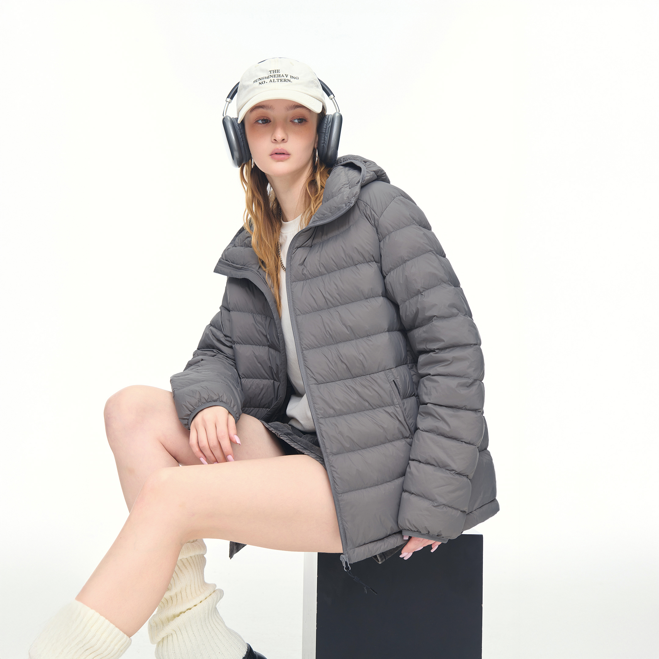 美式潮牌90绒深灰连帽轻薄排骨羽绒服女冬季新款保暖防寒宽松外套