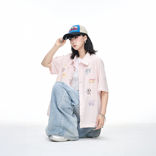 韩系粉色印花格子衬衫女2026新款春夏短袖衬衣宽松慵懒风百搭上衣