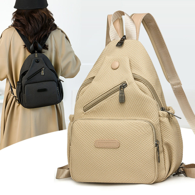 双肩包女新款时尚百搭旅行包休闲简约斜挎胸包轻便大容量女士背包