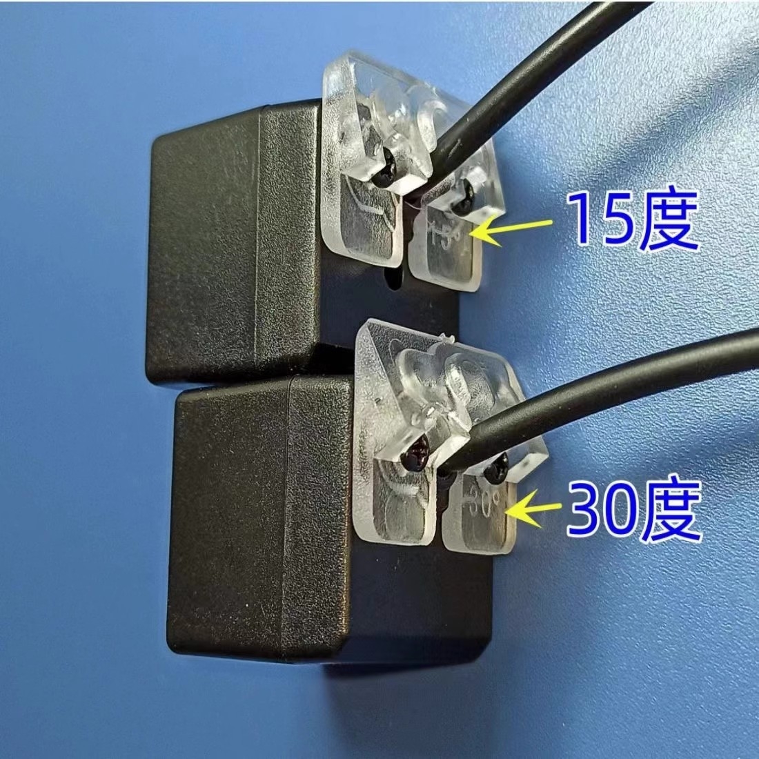 专车专用倒车摄像头牌照灯支架行车记录仪后视探头角度低抬高垫片