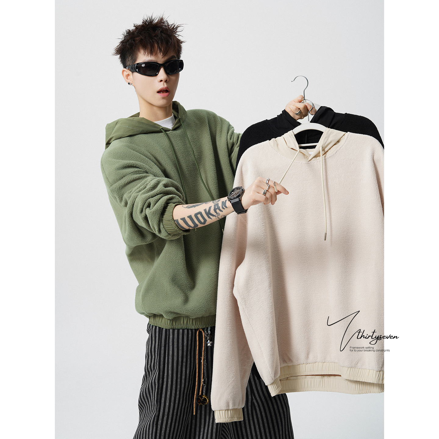 美式纯色加绒加厚套头连帽卫衣男