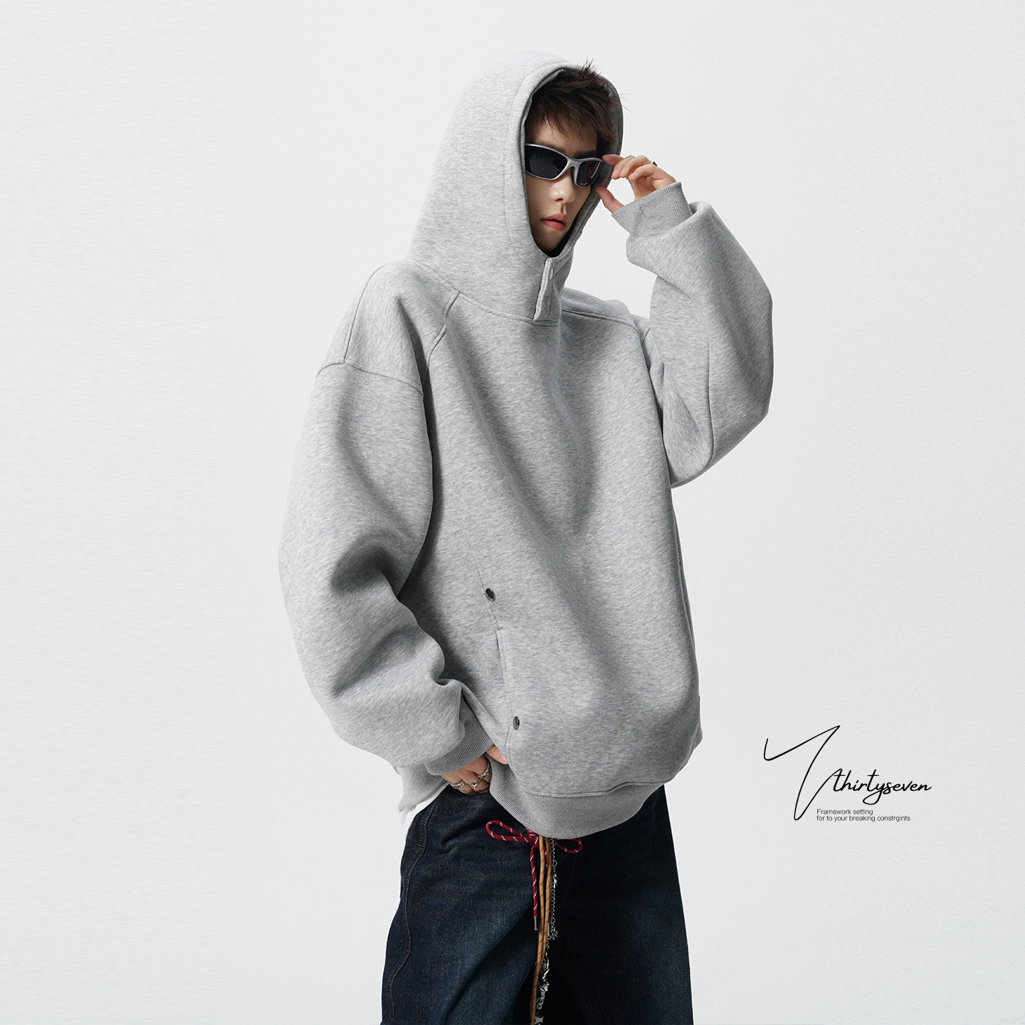 美式重磅灰色半高领卫衣男