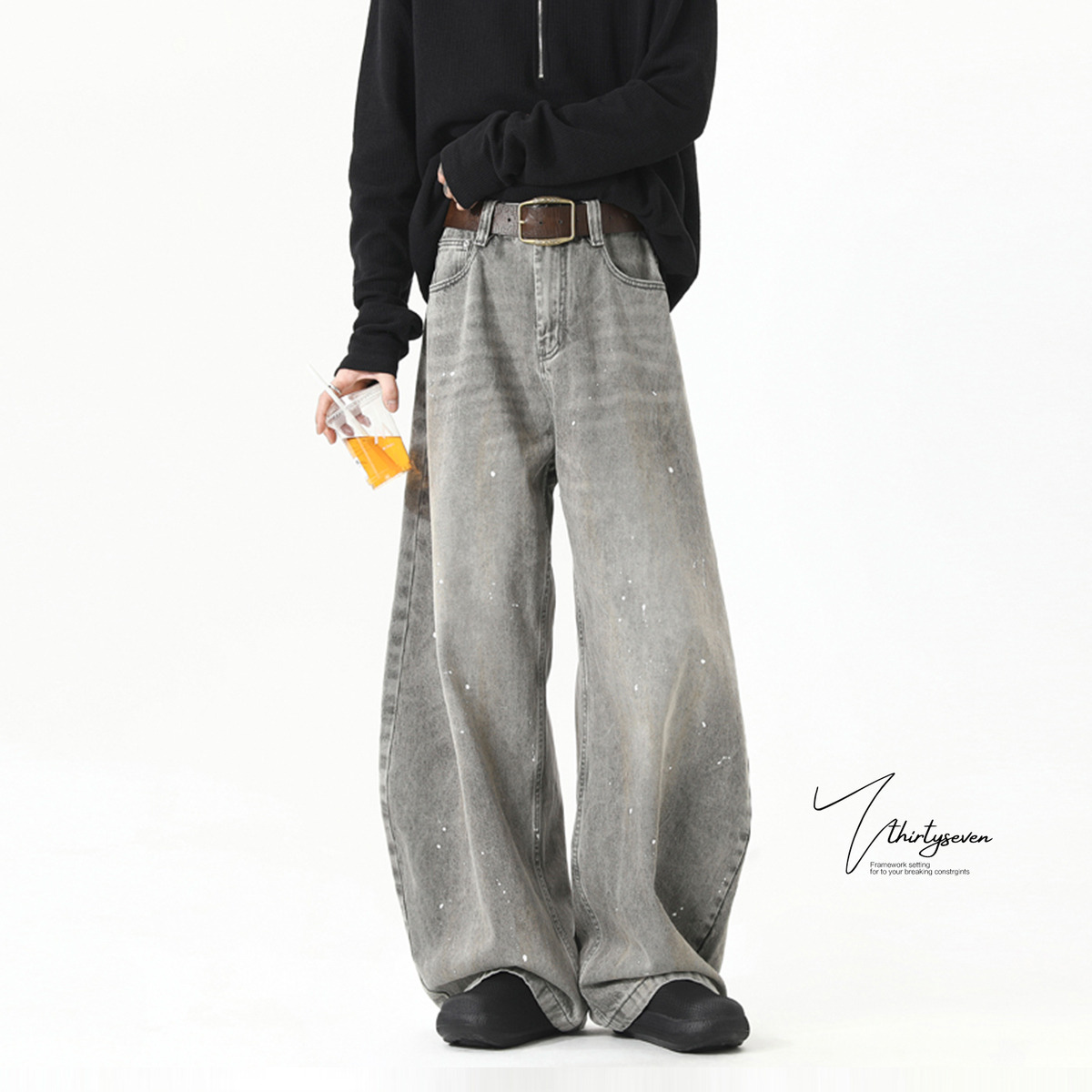 V37美式泼墨做旧弯刀牛仔裤男款