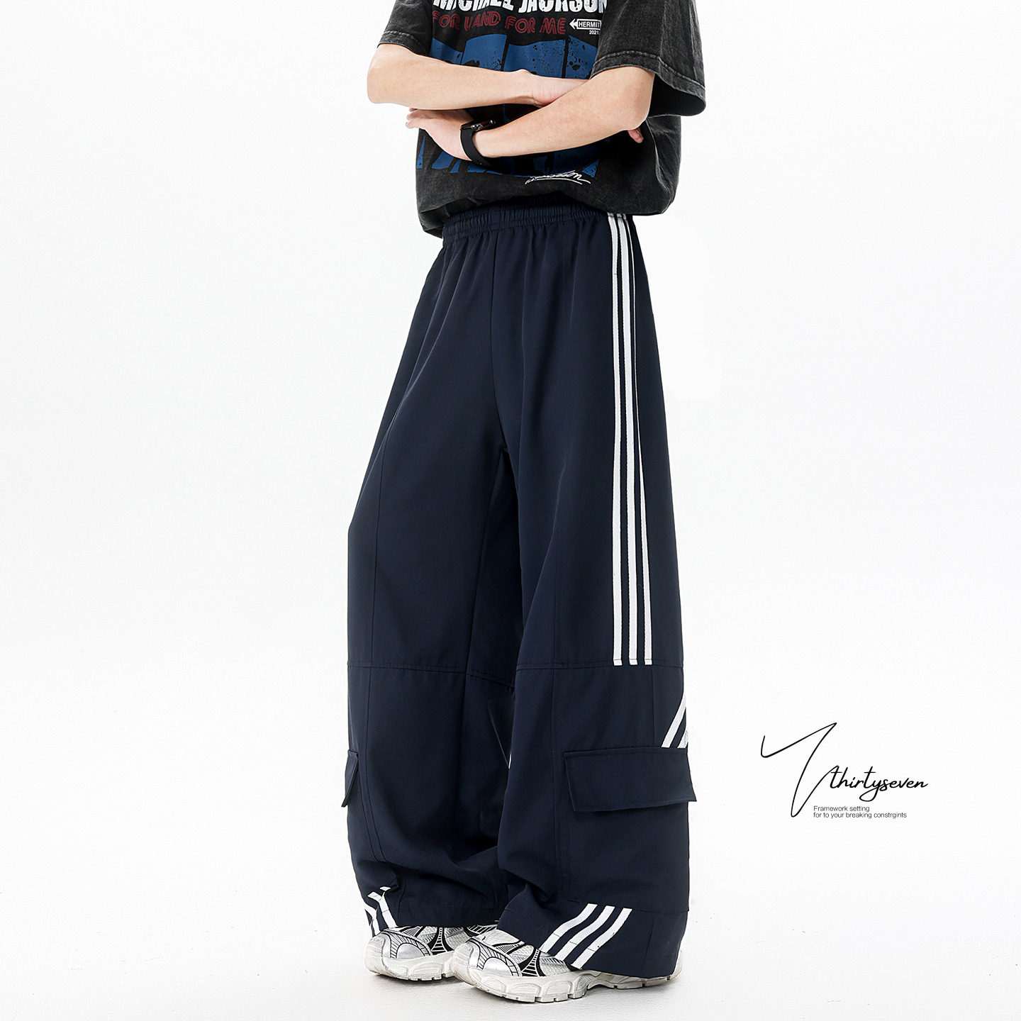 藏青色hiphop三条杠工装裤男秋季薄款条纹运动休闲裤阔腿拖地长裤