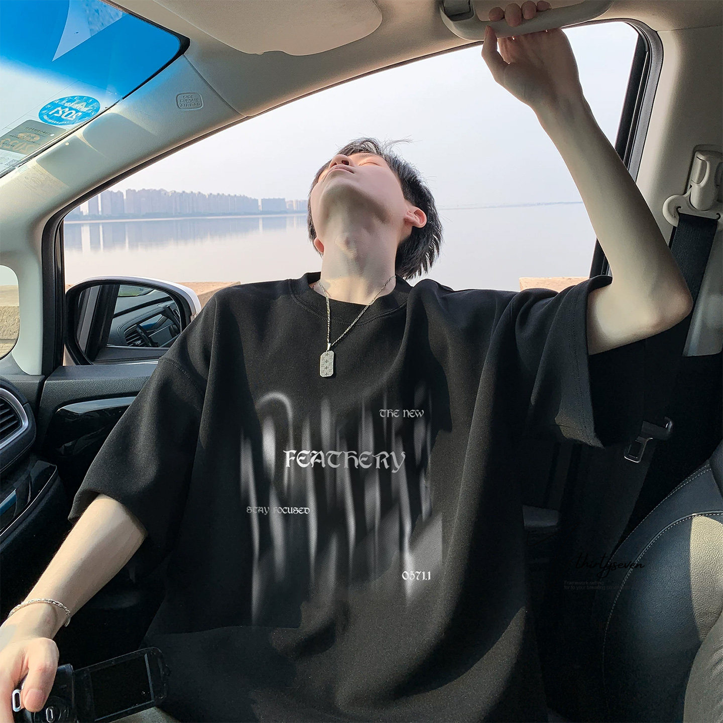 黑色重磅短袖t恤男美式图片