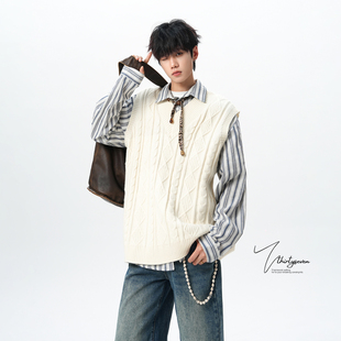 V37高级感叠穿麻花V领无袖毛衣男生秋冬季学院风宽松针织马甲背心