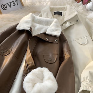 V37美式 高街痞帅设计感学院风宽松情侣夹克潮 复古棉服外套男冬季