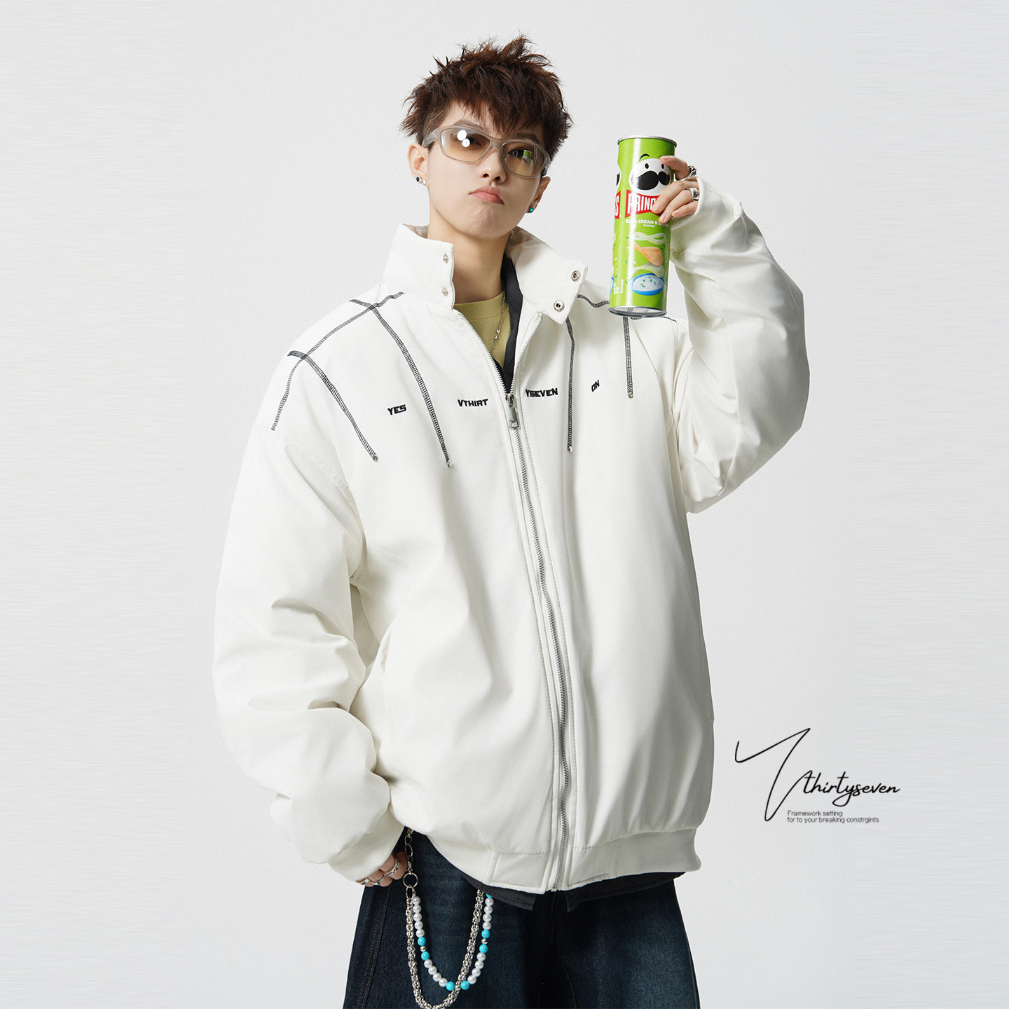 设计感明线字母刺绣保暖棉衣男