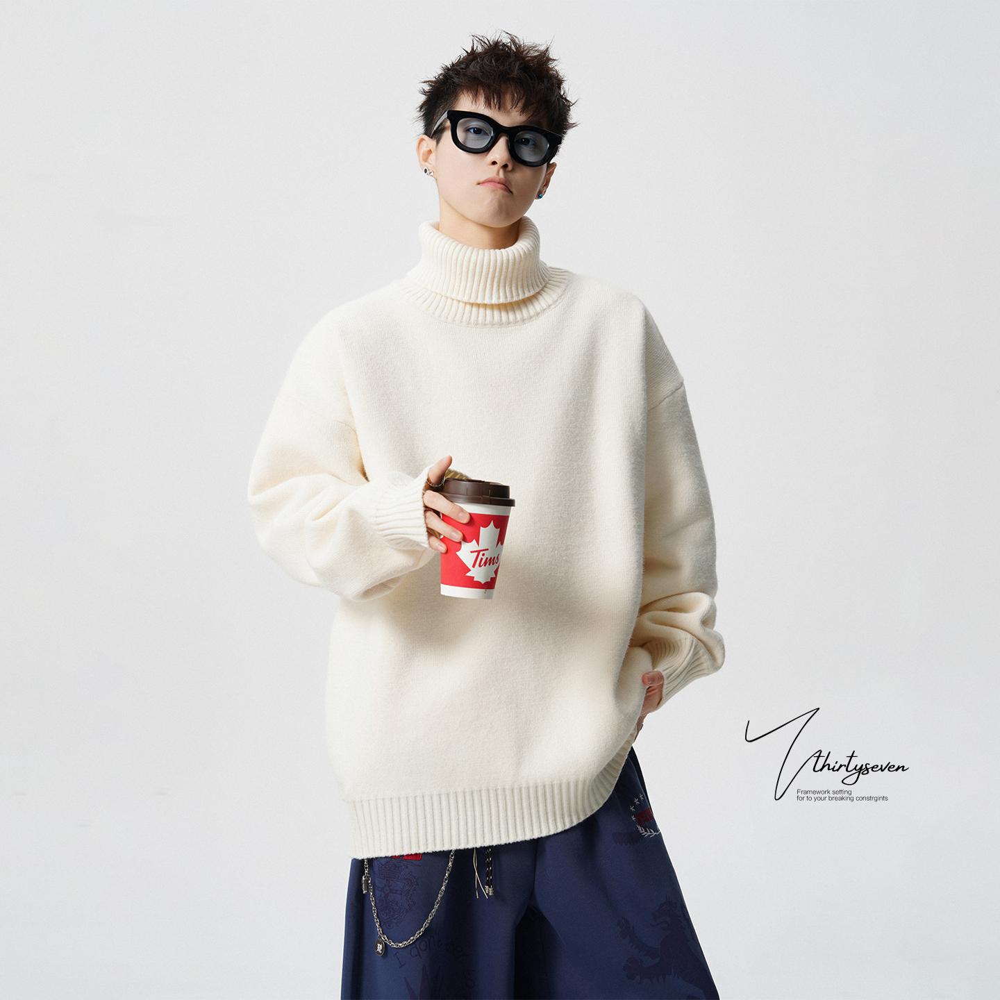 V37美式复古纯色高翻领套头毛衣男秋季慵懒松弛感加绒情侣针织衫