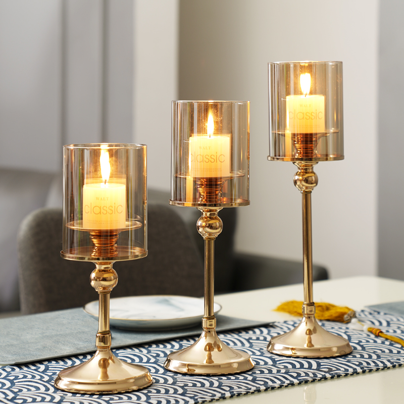 欧式轻奢餐桌浪漫金属家居烛台