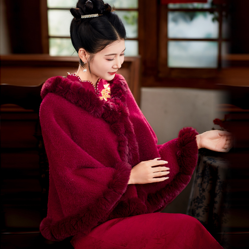 新娘披肩酒红色结婚礼服
