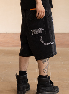 AVENUESON大道之子2025火焰刺绣锁链印花牛仔短裤