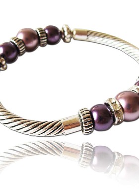 珍珠配饰手链大减价