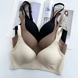 柜上同款 无钢圈舒适聚拢文胸女 极简裸感无痕深V果冻条一片式