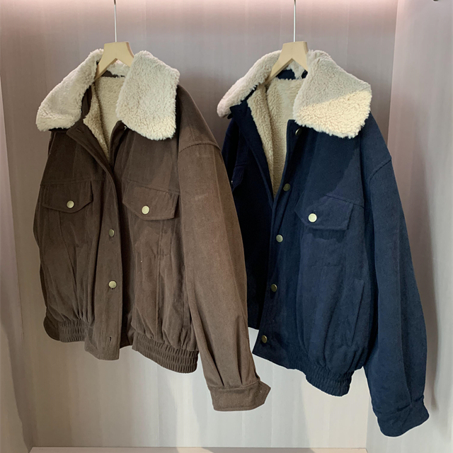 灯芯绒加厚温暖短款毛领夹克外套