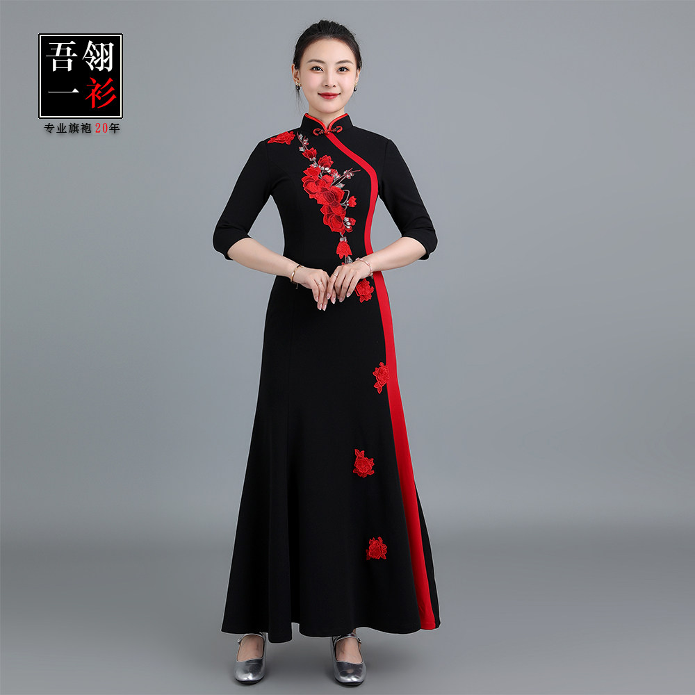 秋新款改良旗袍优雅时尚斜襟长款走秀中袖绣花显瘦复古中国风旗袍