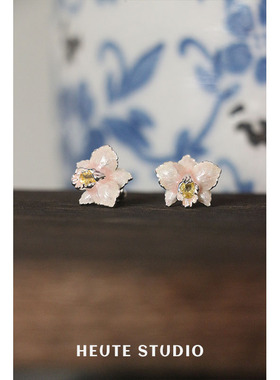 HeuteStudio 小众设计 轻奢高级感蝴蝶兰粉色珐琅滴油花朵耳钉女