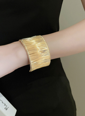 敦煌旅游拍照写真复古臂环手镯女