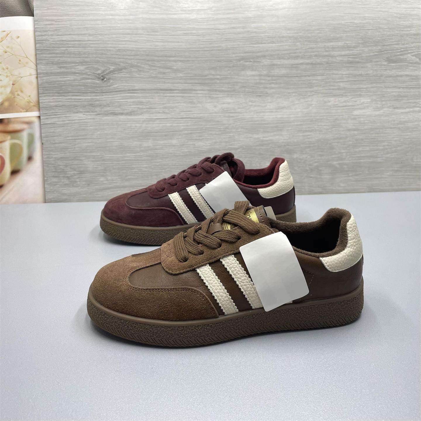 撤柜真皮加绒平底德训鞋女2025秋冬新款复古百搭舒适运动休闲板鞋,女鞋,德训鞋,淘宝优惠券,粉丝福利购,淘宝优惠卷