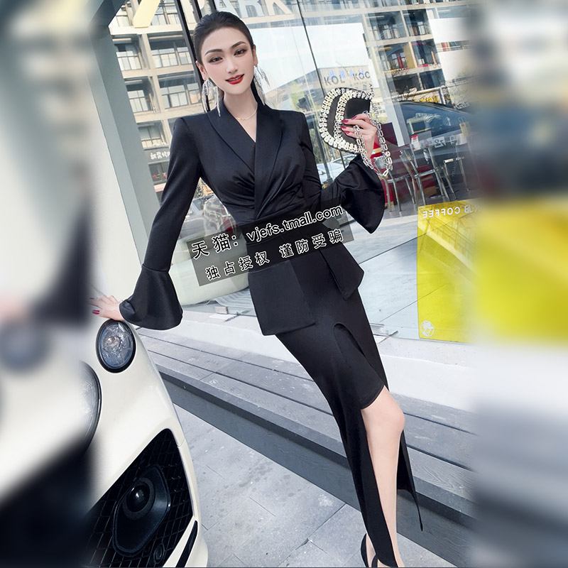 春季气质时尚套装今年流行