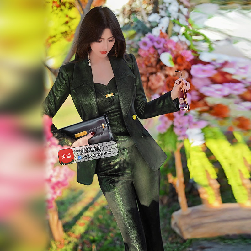 秋冬季气质减龄套装三件套