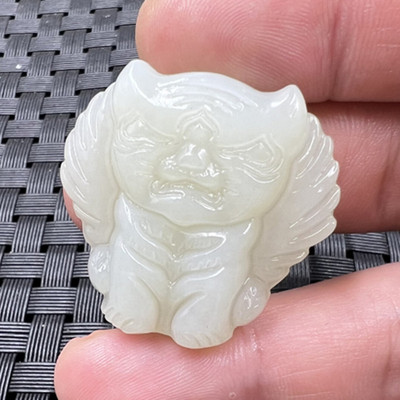 新疆和田玉生肖虎挂件玉牌子