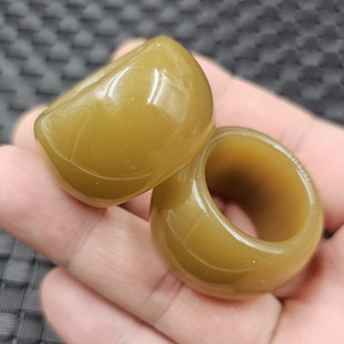 仿新疆和田玉仿玉石戒指仿且末蓝加宽玉戒指红糖色男女同款指环