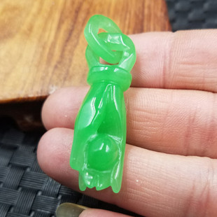 新款精美天然玉石翠玉干青掌上明珠吊坠干青阳绿佛手吊坠项链坠