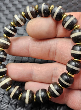 包浆线型天珠老型珠玉石手链