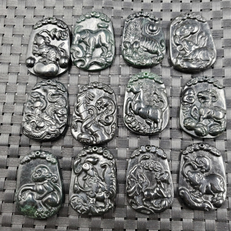 天然玉石新疆墨玉生肖挂件墨绿蛇纹石玉十二生肖吊坠玉生肖玉牌