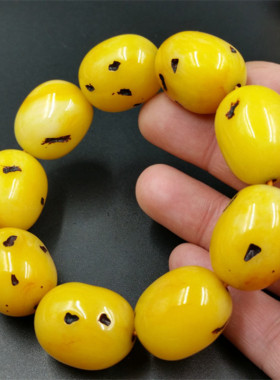 鸡油黄仿蜜蜡路路通手链