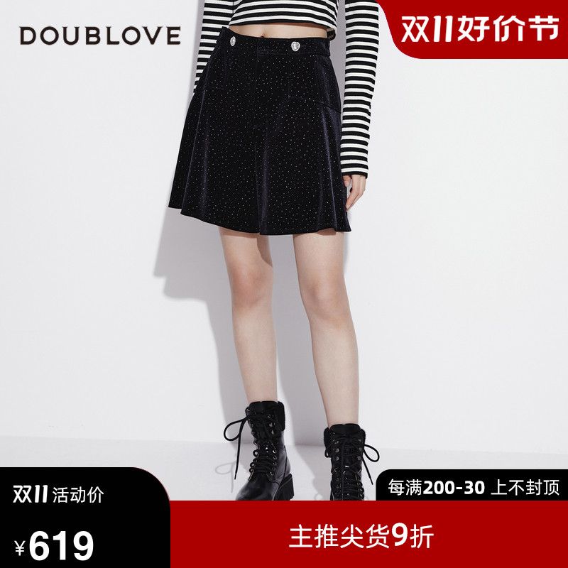DOUBLOVE贝爱22秋冬新款华丽星光丝绒弹力松紧高腰短裤甜美荷叶边