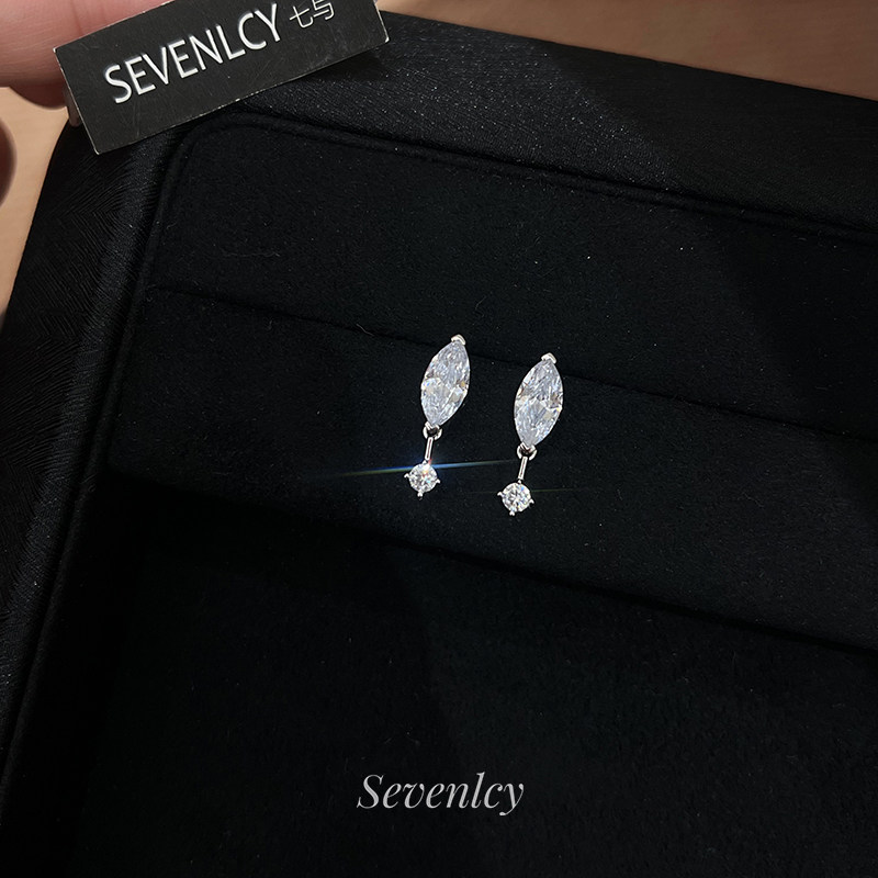 新品【马眼柔光】精工高品~爆闪通体925纯银5A钻耳钉耳环